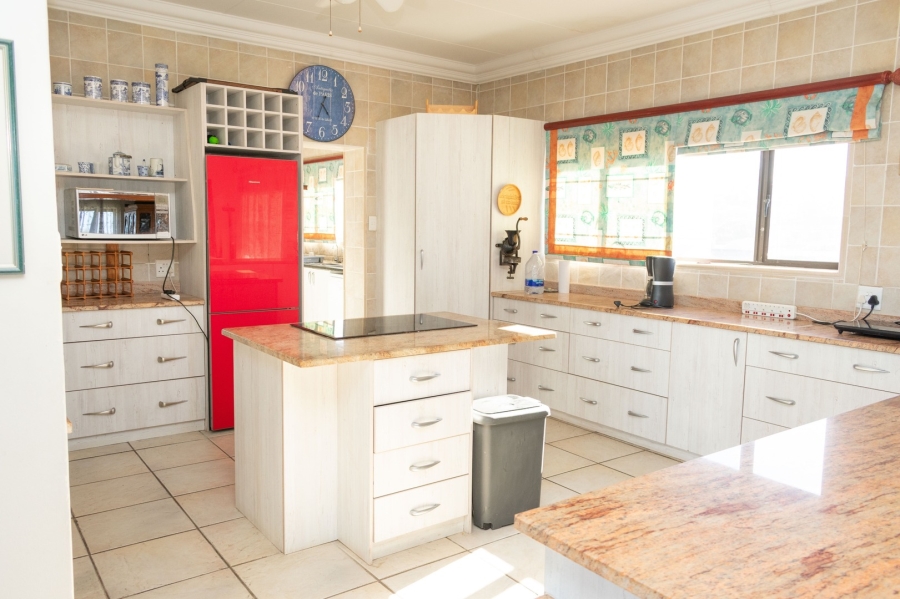 7 Bedroom Property for Sale in Ferreira Town Eastern Cape